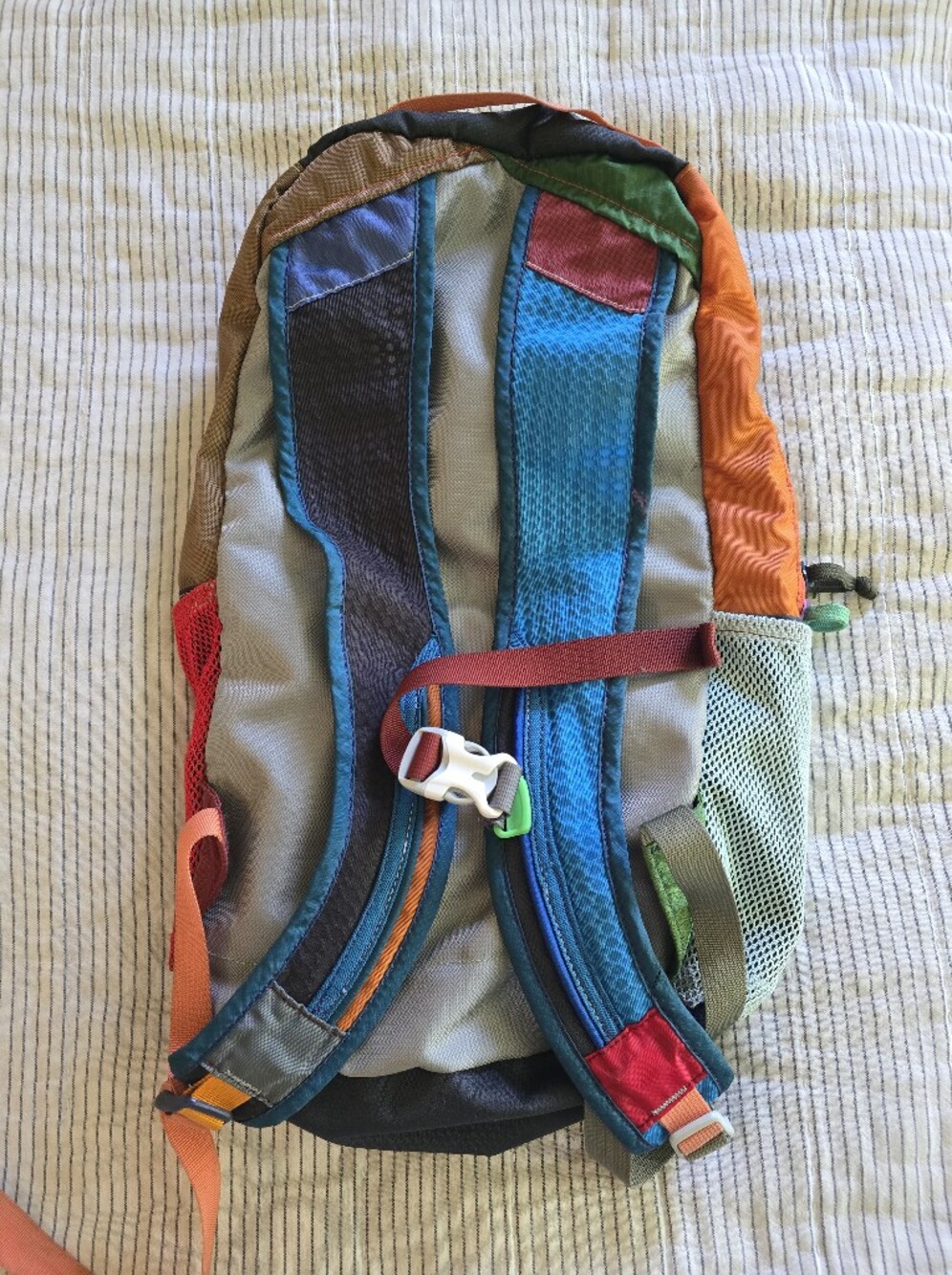 Cotopaxi Batac 16 Lightweight Hiking Backpack Multicolor 16L Nylon Colorblock - Picture 2 of 6